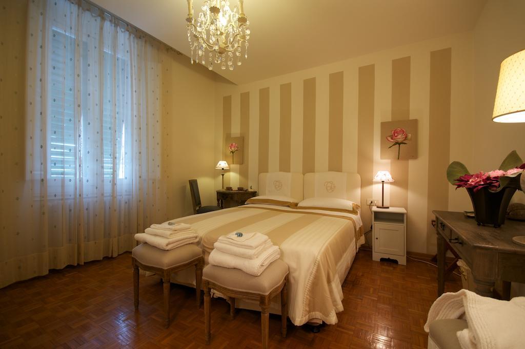 セスト・フィオレンティーノ Terrazza Ginori Bed & Breakfast 部屋 写真